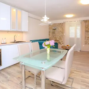  Appartement Dvor Croatie