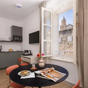 Piac Luxury Apartment