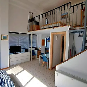Appartement Gemme Fiorentine In Front Of The Train Station 5 Minutes From The Centre Free Parking